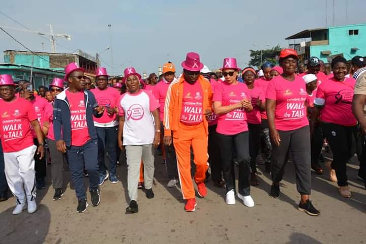 Lutte contre le cancer par le sport / Le Gouvernement en rang de bataille contre les cancers du sein et du col de l'utérus à Abobo
